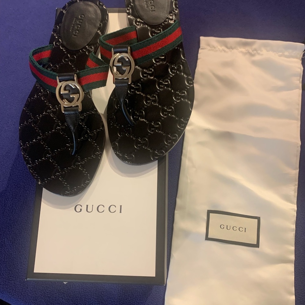 Gucci Black and Green Sandals - Picture 2 of 9